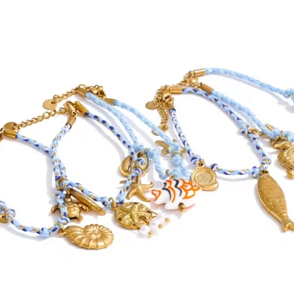 Shell, starfish, seahorse Charm Bracelet with Blue Cord - Picture 3 of 10